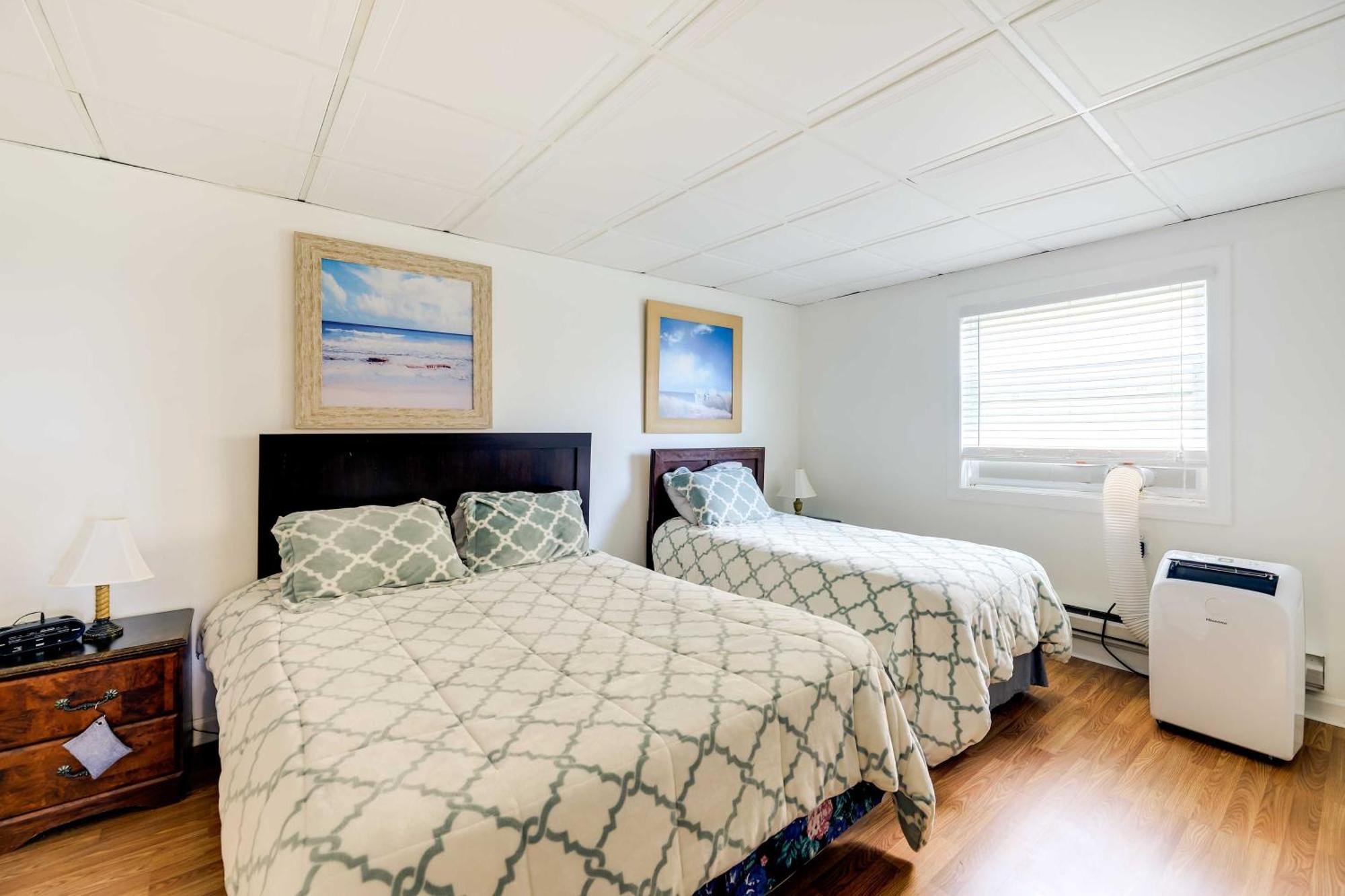 Hannahs Place - Quaint And Cozy Apt By The Beach! Emerald Isle Eksteriør billede